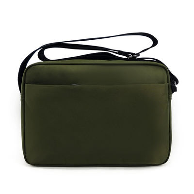 Saco de corpo cruzado de nylon verde personalizado à prova d'água com acessórios metálicos