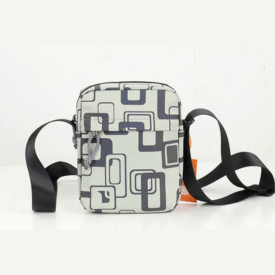 Mãos Grátis Sling Cross Body Bag Unisex Estilo 15L Capacidade OEM ODM